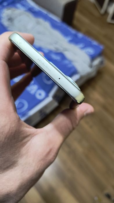 motorola edge 40 neo12/256 e сім, стан нового