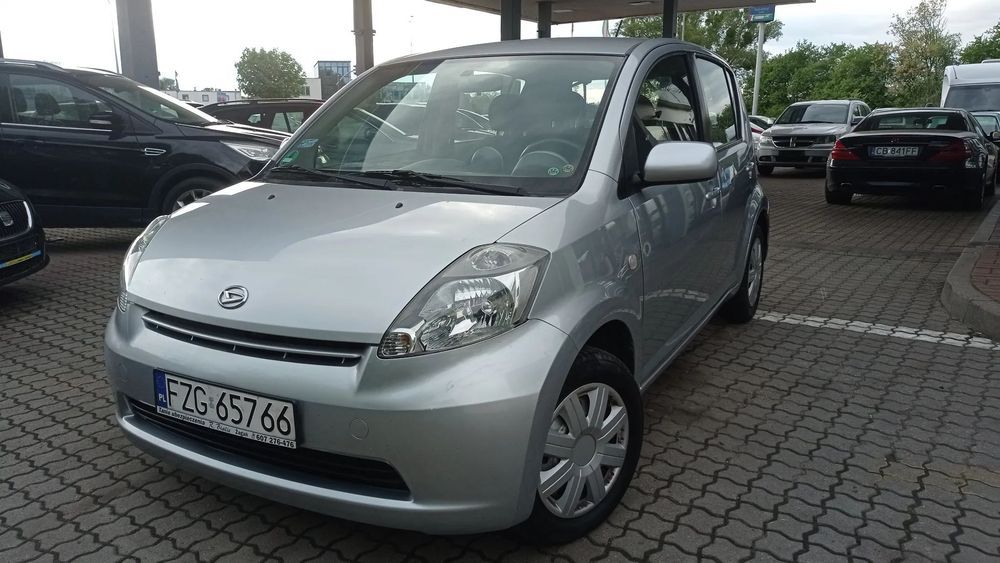 Daihatsu Sirion 1.3 Vvti Silnik Toyoty Yaris Klimatyzacja