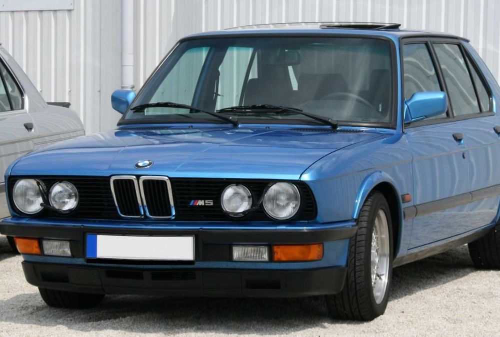 BMW 5 E28 kierunkowskaz klosz lewy przód części blacharskie nadwozia klocki tarcze hamulcowe do wszystkich modeli