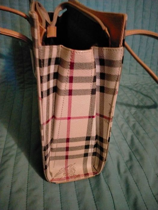 Torebka jak BURBERRY