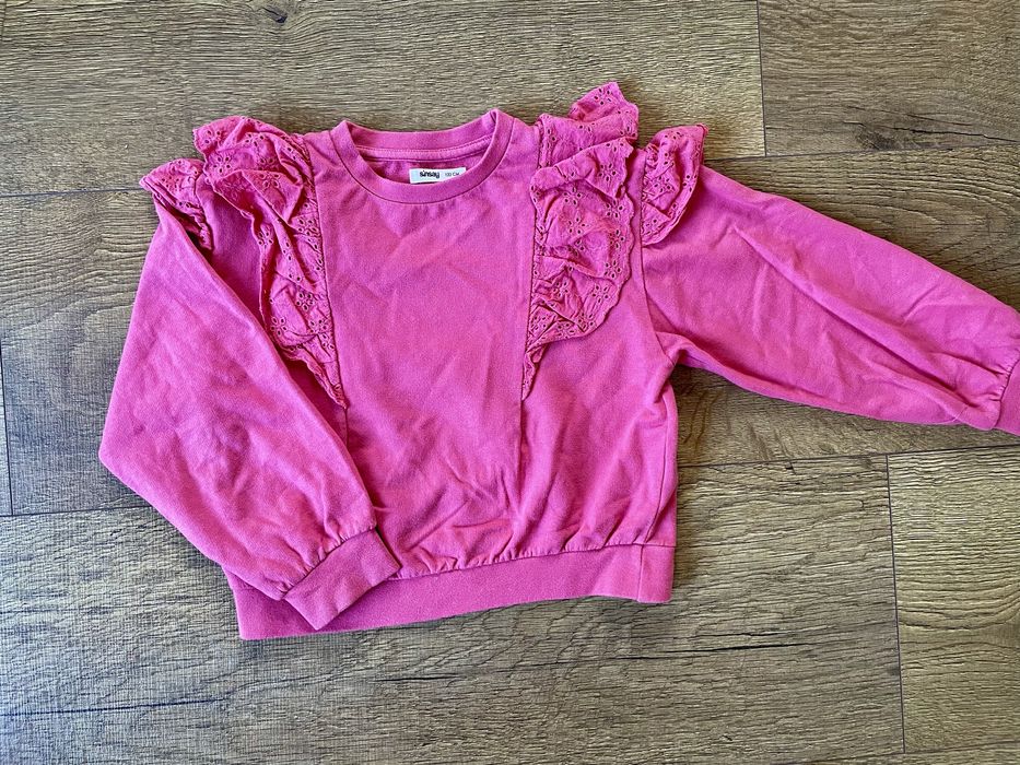 Bluza różowa z falbanką sinsay 122