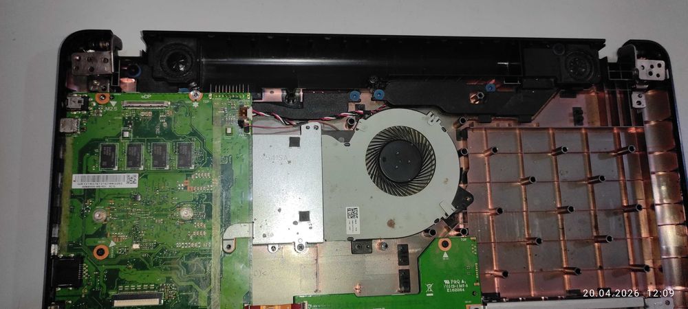 Продам ноутбук Asus R541N