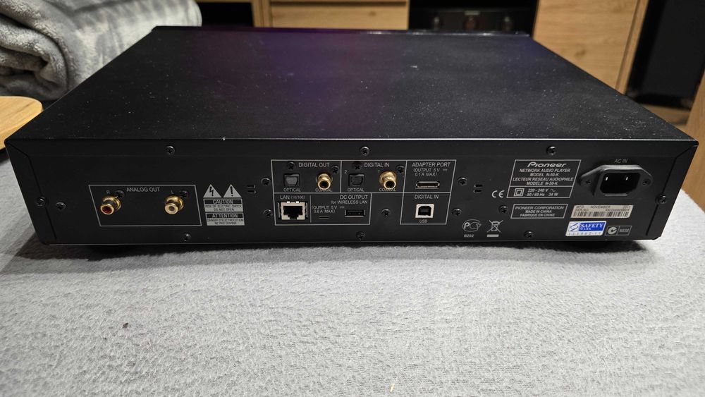 Sprzedam odtwarzacz sieciowy i DAC Pioneer N-50-K pilot, pudło.