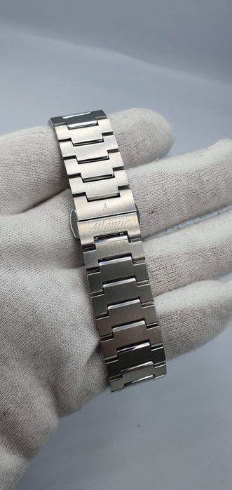 Atlantic Seawave na bransolecie - szafir - Swiss Made - 40 mm