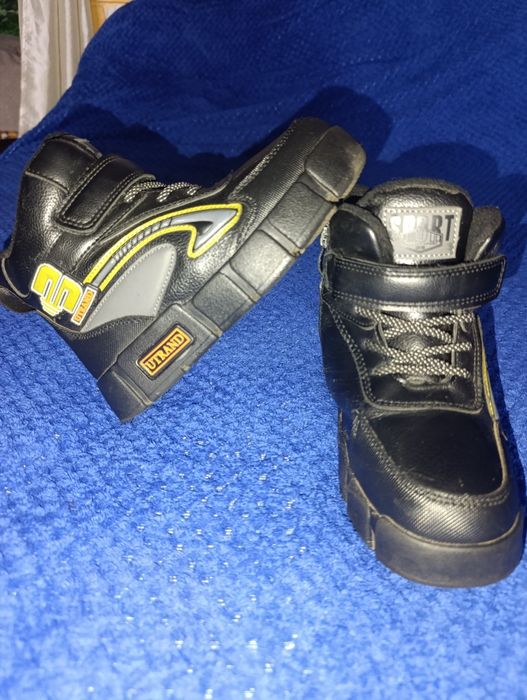 Зимові теплі черевики на хлопчика