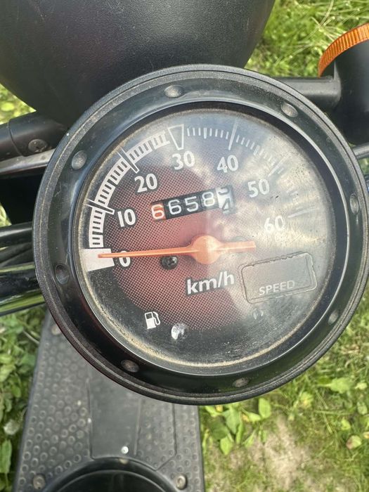 Продам мопед хонда  отличное состояние.