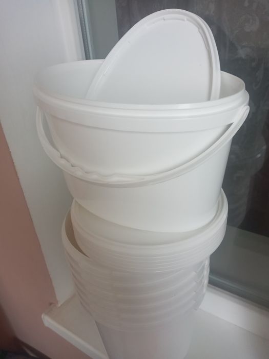 Відра пластикові