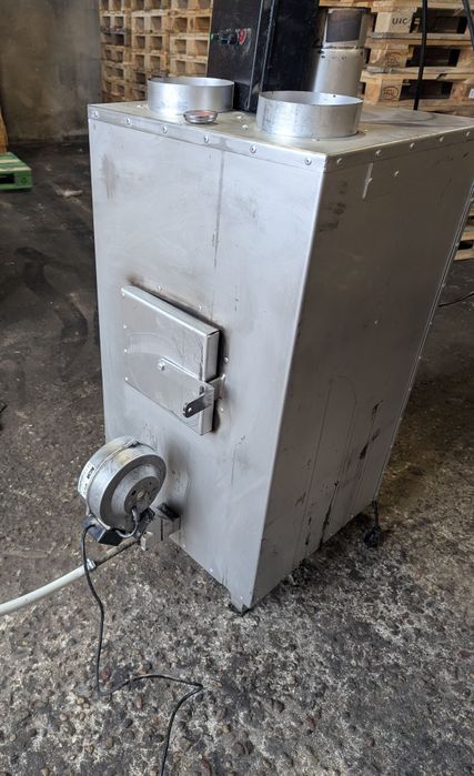 Piec nadmuchowy na oleje 20kw