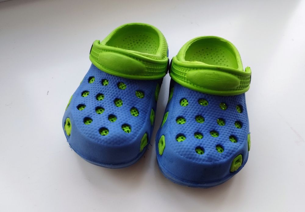 Дитячі крокси-сабо