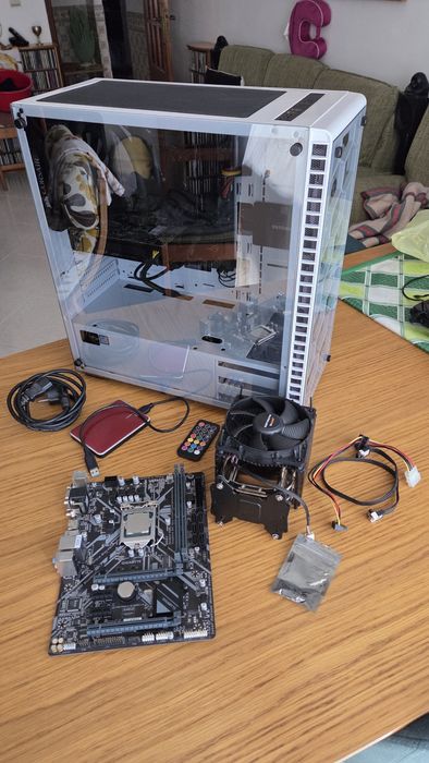 PC Gaming i5 9600k + GTX 1060+ Peças