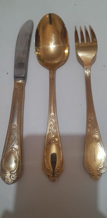 Talheres banhados a ouro troco por radio com usb para carro 
Maquinas