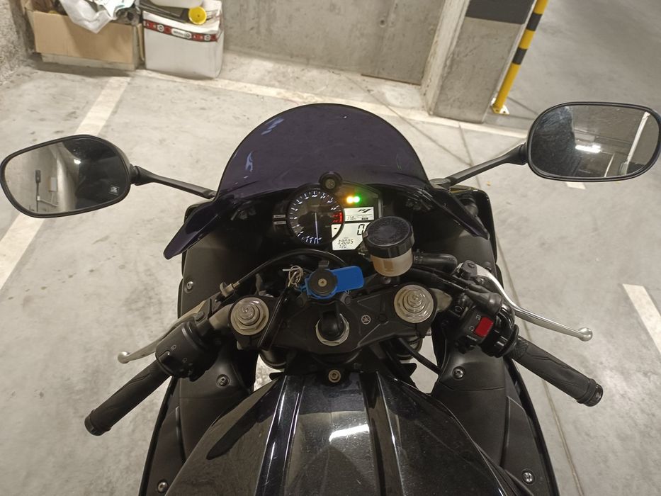 Motocykl YAMAHA R1 rn22 - rok 2010 - bezwypa