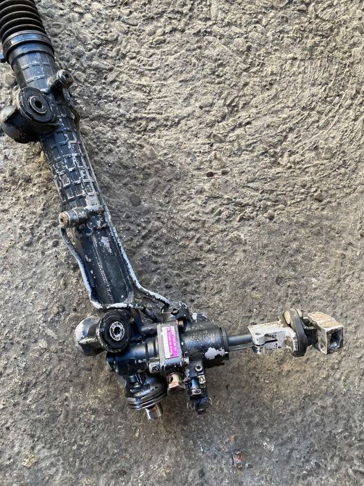 Рульова рейка з датчикоме210 е220 е240 е270 е280