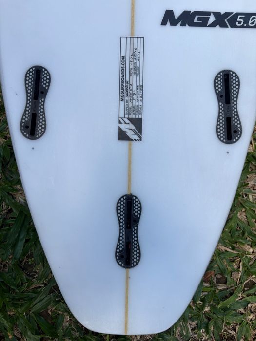 MG surfboard 5’9 26.5lt