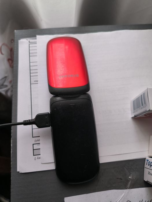 Кнопочная раскладушка Samsung E-1150