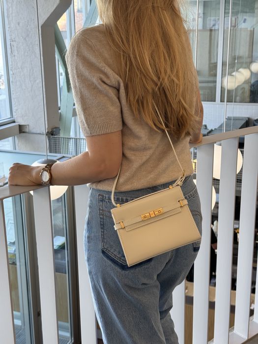 Сумка YSL Yves Saint Laurent Manhattan Mini шкіра | кремова та чорна