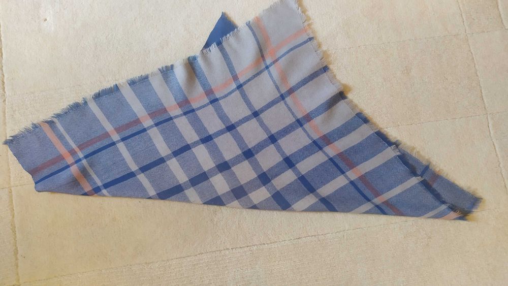 chustka wełniana niebieska w kratę