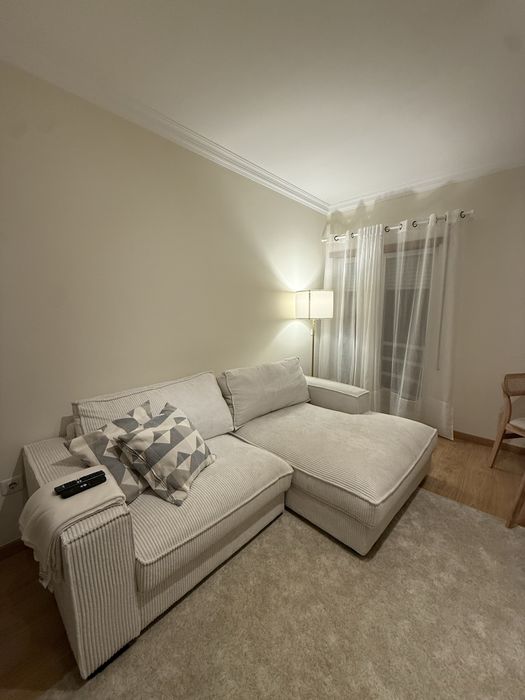 Sofá long chaise - Menos de 1 ano de uso