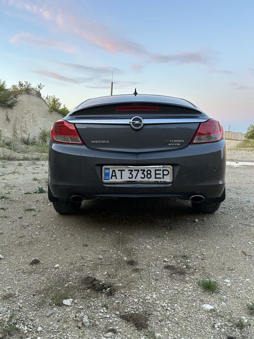 Opel Insagnia інсігнія