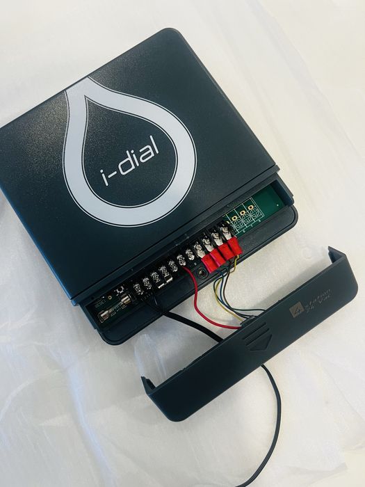 Programador de Rega 8 Estações Interior I-Dial 24V Digital BZW