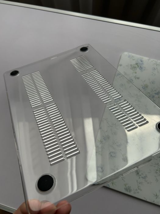 Чехол на MacBook Air M1