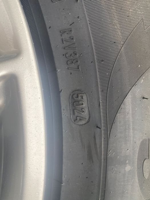 Kola oryginalne nowe - AUDI Q5 - 235/65/R17 - Pirelli Scorpion