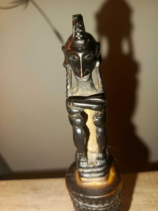 Ozdobna figurka afrykańska – ręcznie wykonana