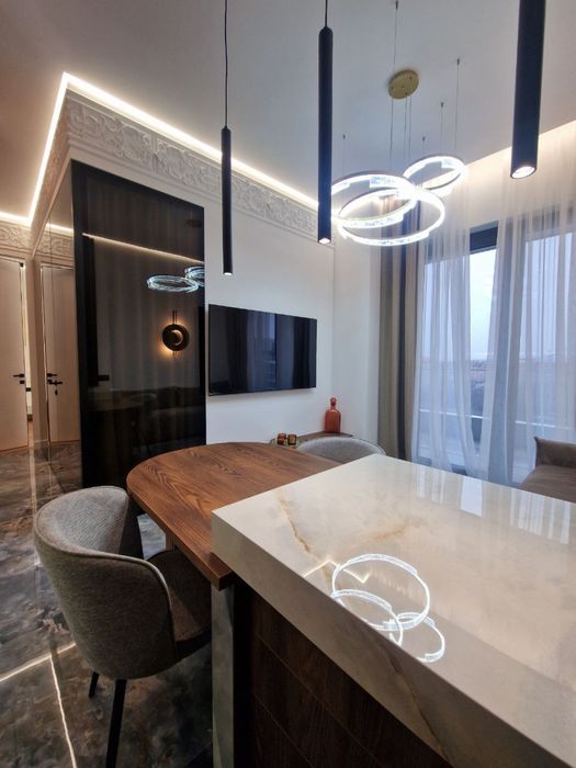 Дизайнерська  2 кім у Парк Ленді