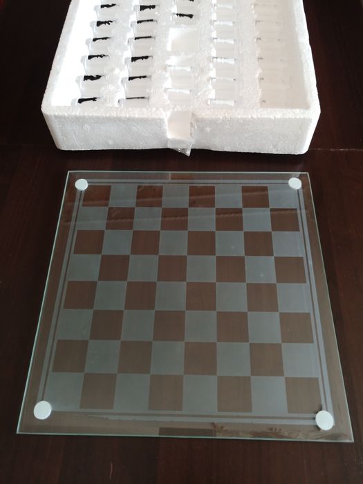 Шахматы стеклянные сувенирные