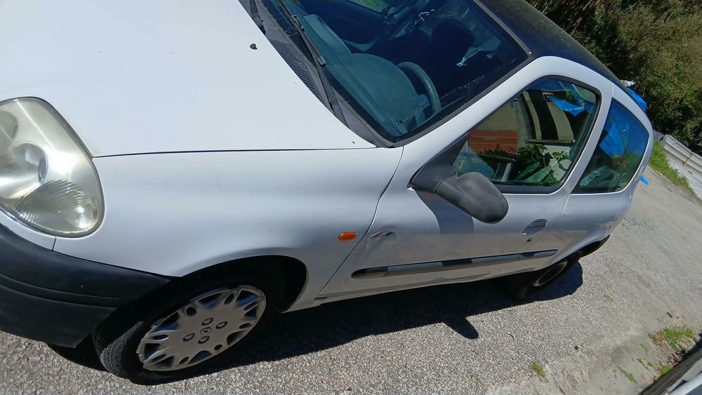 Renault Clio 1.2 – Fiabilidade e Economia com Toque Desportivo!