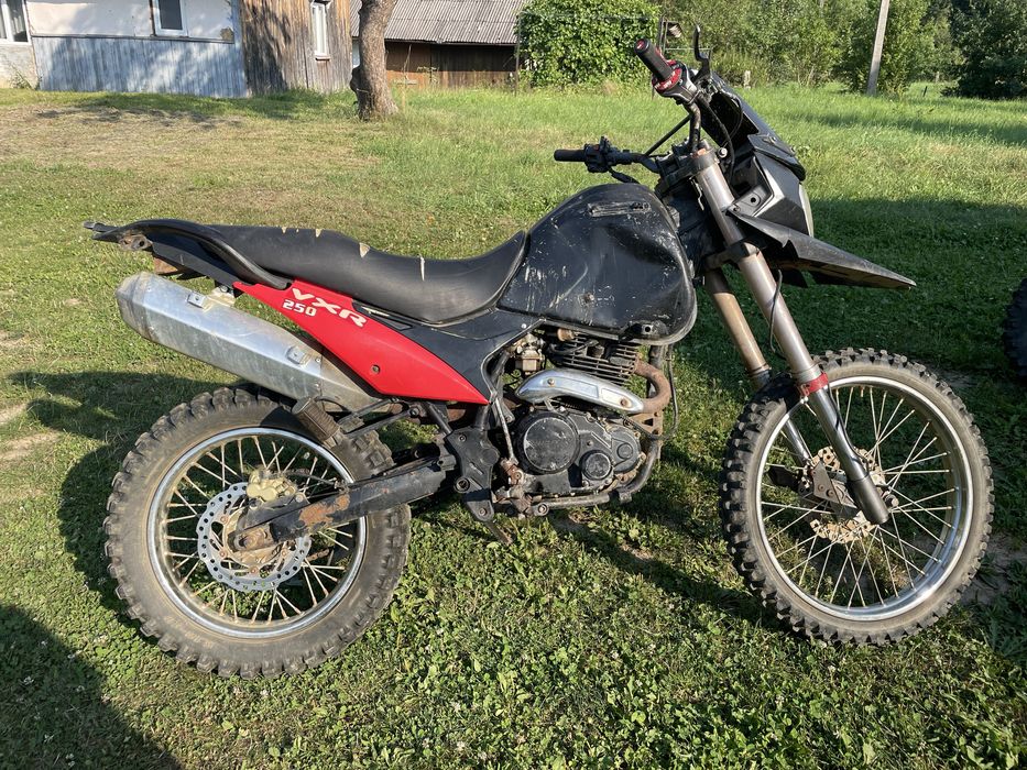 Viper 250.