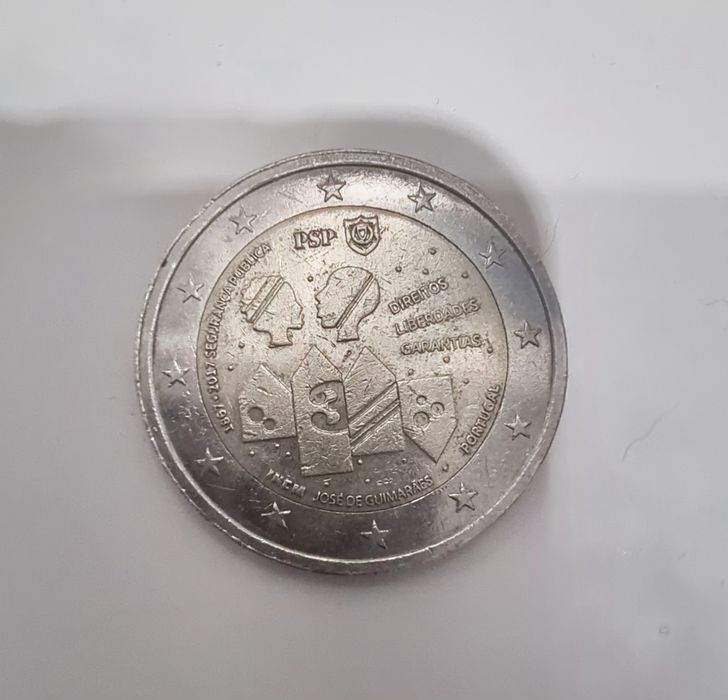 Vendo moeda de 2€ da P.S.P de José Guimarães