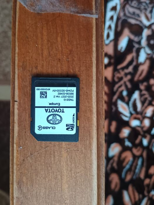 Автомобільний SD GPS карти Європи на Toyota Avensis 2011р.