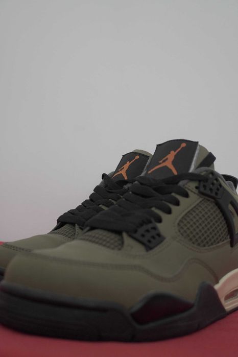 Air Jordan 4 Retro  Undefeated