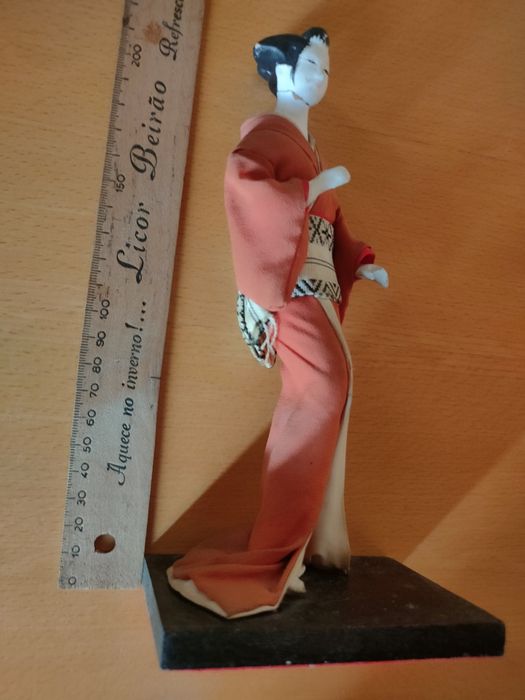 Boneca Geisha Japonesa para colecionadores.