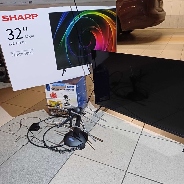 Telewizor 32 cale SHARP nowy, nieużywany, antena pokojowa