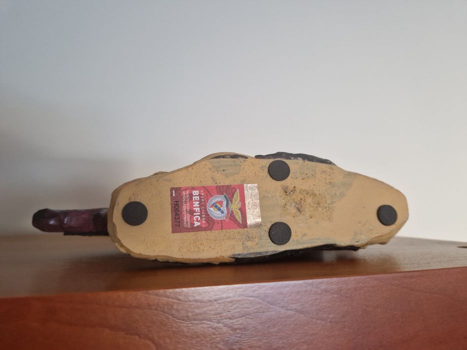 Águia com moldura do Benfica (226 SLB) em cerâmica