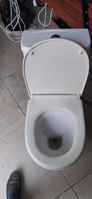 Продам Унітаз вживаниц б/в