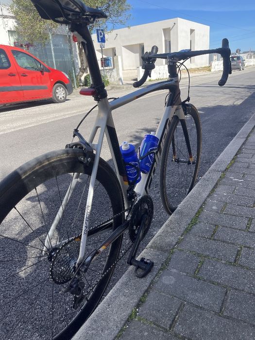 Coluer Invicta carbono