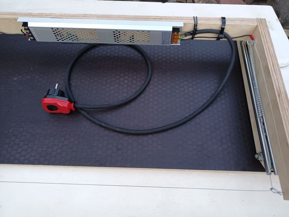 Nowa Gilotyna przecinarka 360W  do  XPS styropianu