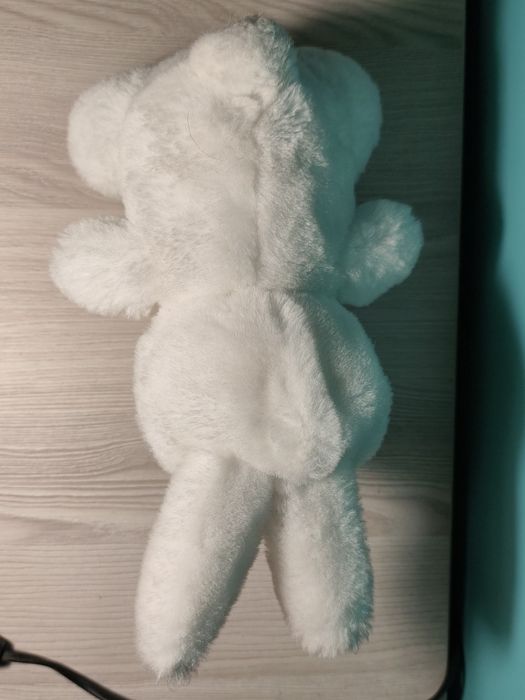 Pluszak kubuś puchatek w stroju królika