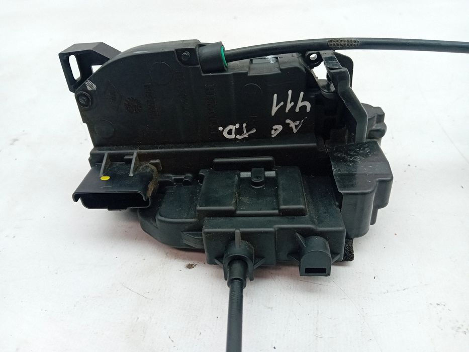 Fechadura / fecho porta trás direito RENAULT Laguna III (BT0/1)