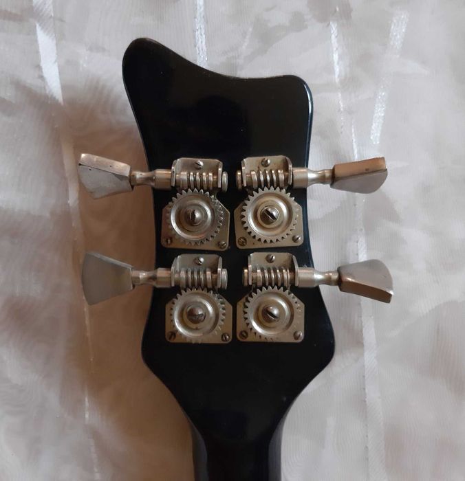 Гітара БАС "Кавказ"