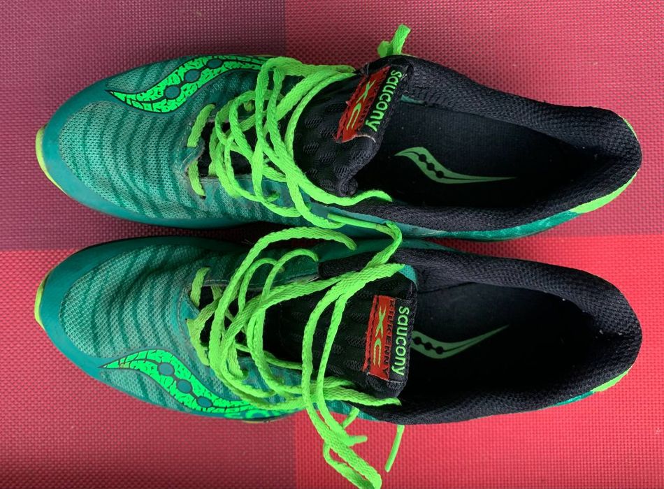 Шиповки легкоатлетичні бігові