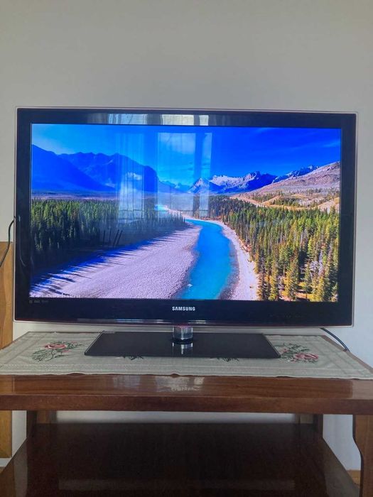 Телевізор 40" Samsung UE40B6000VP LED / Ultra Slim + Smart Tv