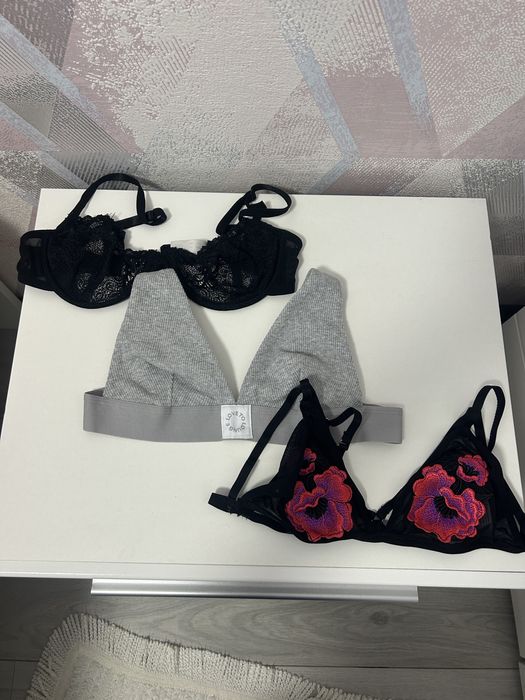 3 бюстгальтера без кісточок