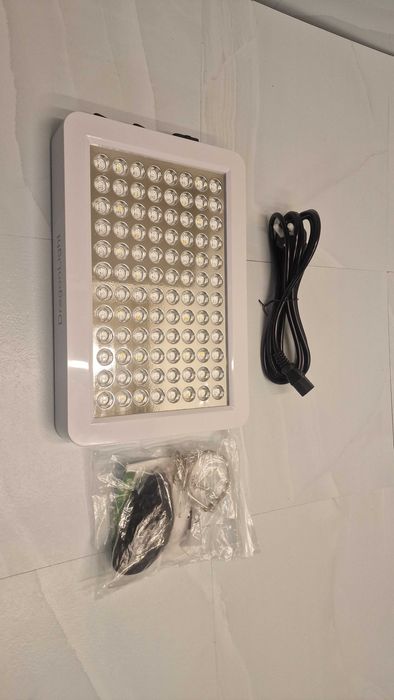 Panel LED do uprawy roślin full spectrum, veg & bloom