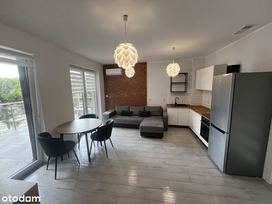 UROCZA TOWER CityCenter, 3 pokoje, HALA garażowa, ogrzewanie miejskie.