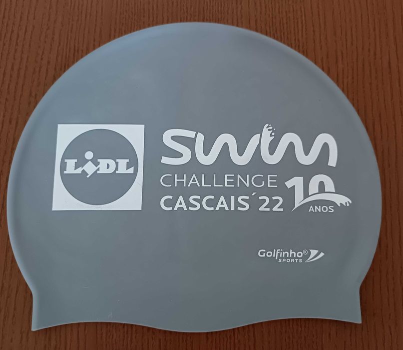 Touca de natação, de silicone, Swim Challenge Cascais prova 1,9 km, em estado novo, só usada uma vez, no dia da prova.