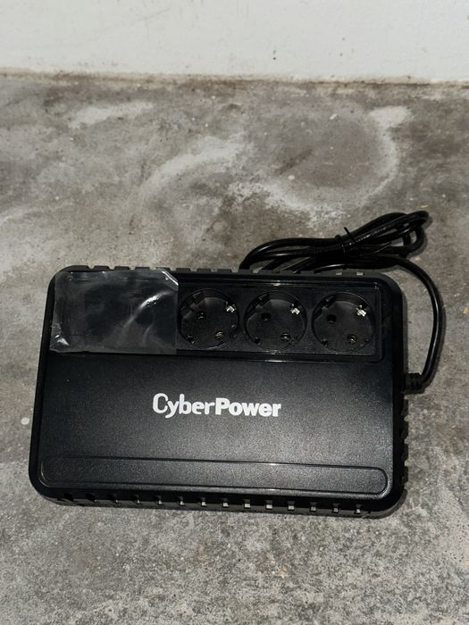 UPS CyberPower + UPS (Nobreak) Fontes de alimentação contra cortes de energia